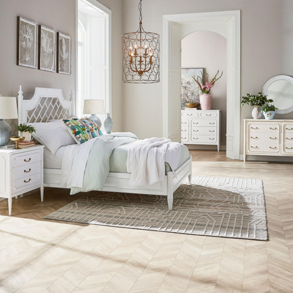 Chelsea Largish Dresser - Image 3