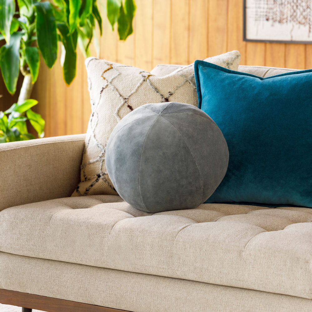 Bola Pillow - Image 2