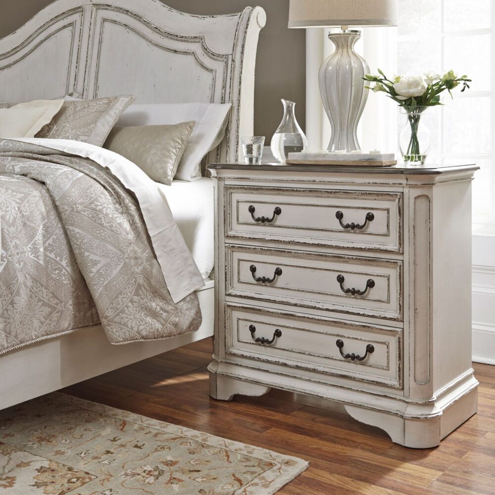 Americana Farmhouse 3 Drawer Bedside Chest w/ Charging Station